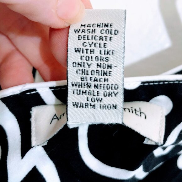 Women's Amanda Smith Sleeveless Black & White Back Zipper V-Neck Size 6 - Picture 9 of 15